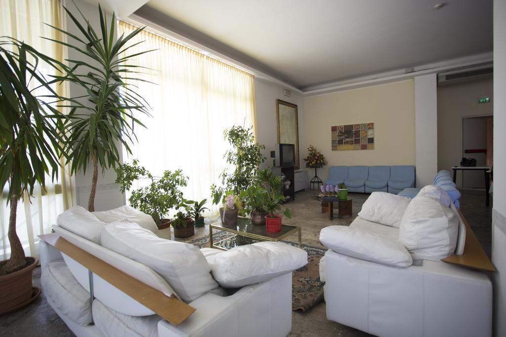 Hotel Europa Ρίμινι Εξωτερικό φωτογραφία