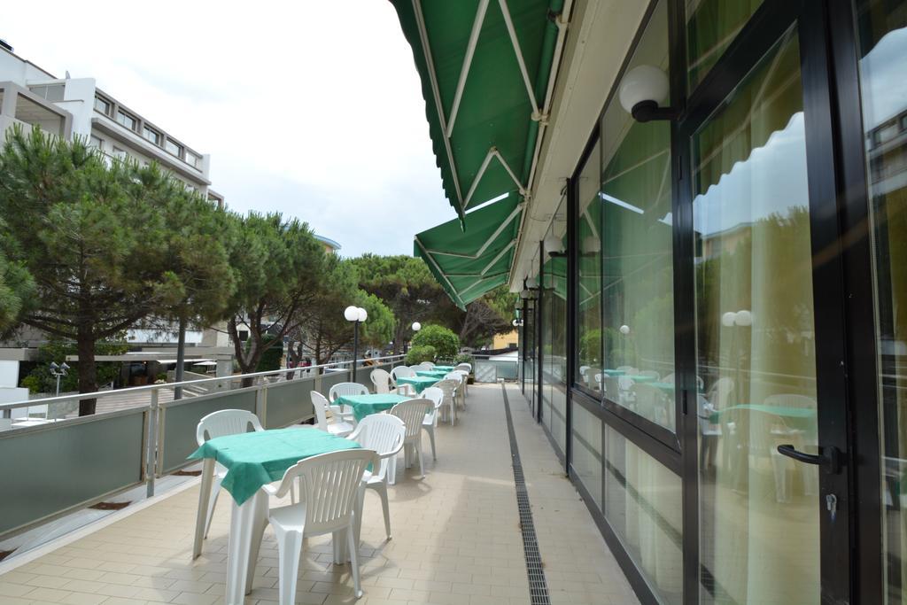 Hotel Europa Ρίμινι Εξωτερικό φωτογραφία